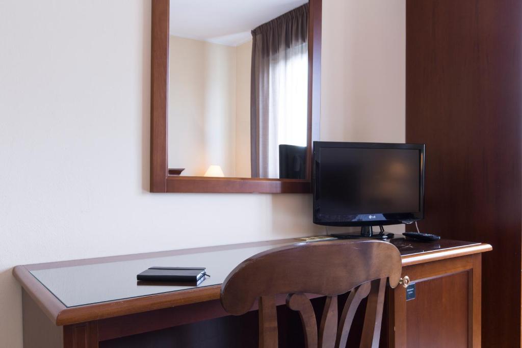 Hotel Fidenza Cameră foto